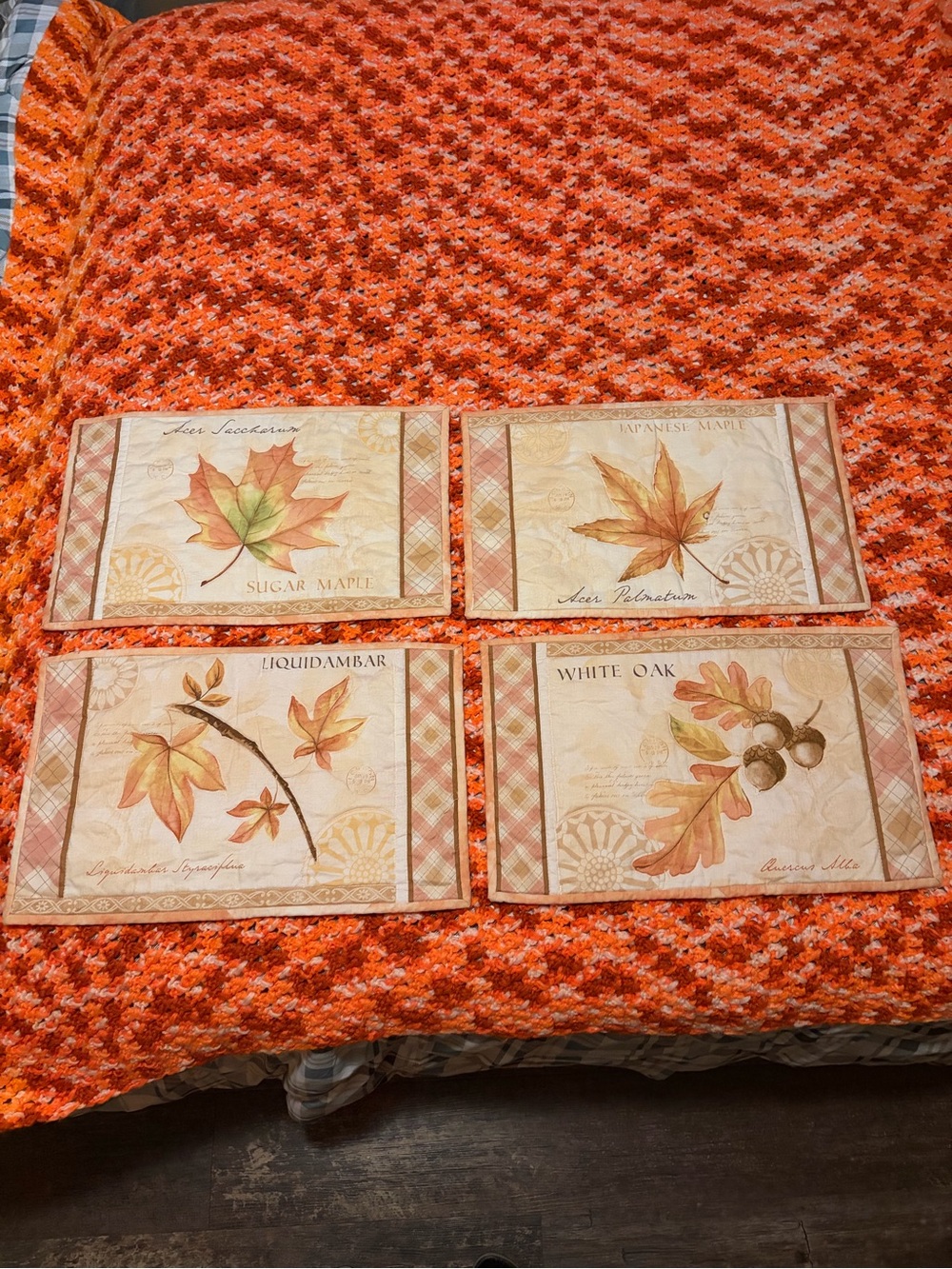 Vintage Style Autumn Leaf Quilted Placemats Set of 4 - Handmade